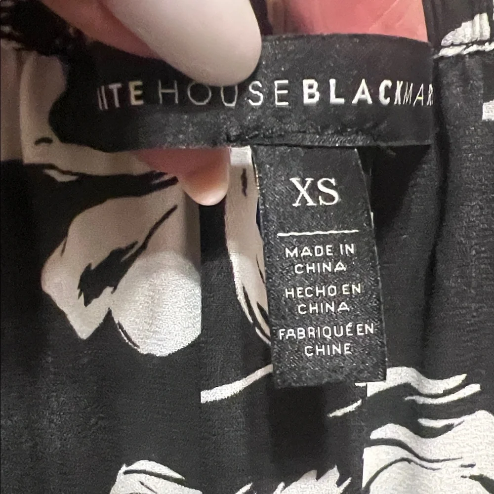 White House Black Market Black and White Floral Off-Shoulder Blouse - Picture 4 of 11